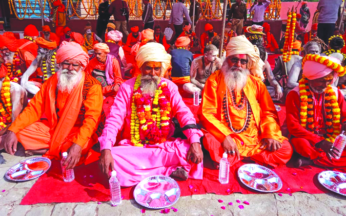 1 जनवरी को प्रयागराज पहुंचेगी छड़ी यात्रा