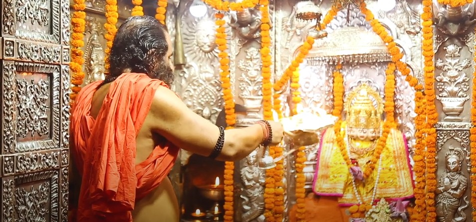 मां मनसा देवी मंदिर की भव्य आरती